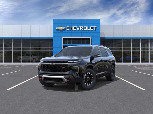 New 2026 Chevrolet Traverse Z71 w/ Driver Confidence Package AWD/4WD image 8