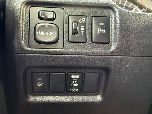 Used 2016 Toyota 4Runner Limited image 26