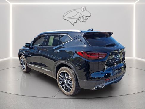 Used 2023 Chevrolet Blazer Premier w/ Driver Confidence II Package FWD image 3
