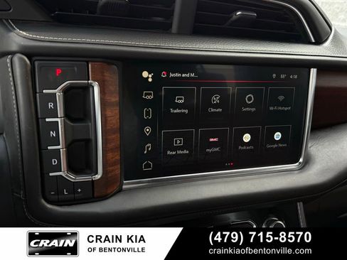 Used 2023 GMC Yukon Denali Ultimate image 12