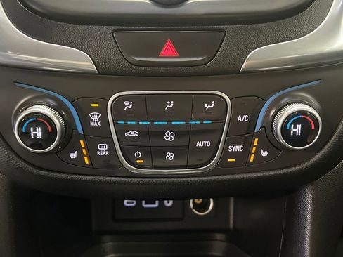 Used 2019 Chevrolet Equinox LT AWD/4WD image 26