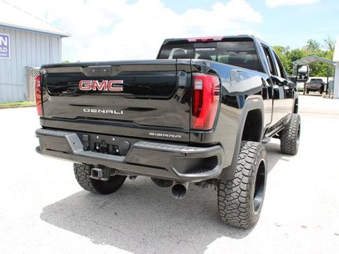 Used 2025 GMC Sierra 2500 Denali w/ Denali Reserve Package AWD/4WD image 10