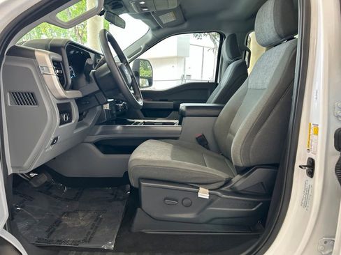 Used 2025 Ford F350 XLT w/ FX4 Off-Road Package AWD/4WD image 5