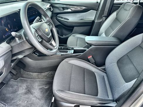 Used 2024 Chevrolet TrailBlazer LT w/ Driver Confidence Package FWD image 24