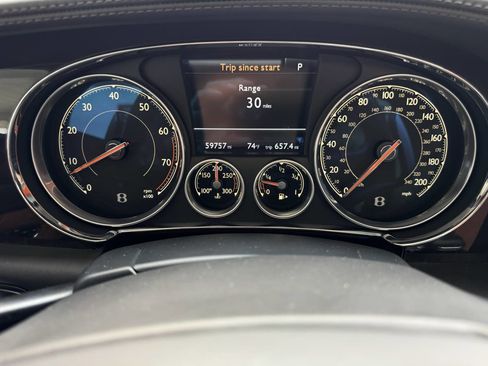 Used 2017 Bentley Flying Spur S V8 AWD/4WD image 30