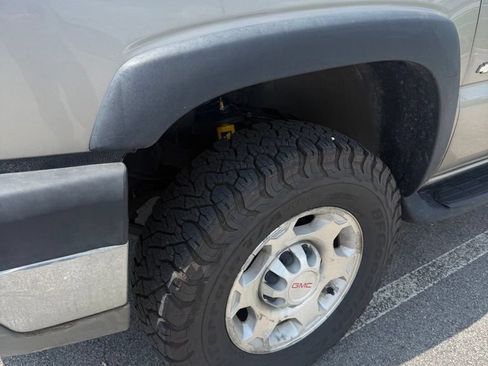Used 2003 Chevrolet Silverado 2500 W/T AWD/4WD image 7