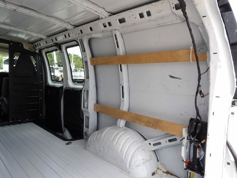 Used 2020 Chevrolet Express 2500 w/ Driver Convenience Package image 46