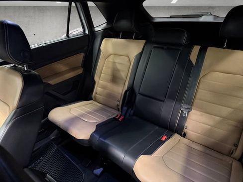 Used 2022 Volkswagen Atlas Cross Sport SEL Premium R-Line image 22