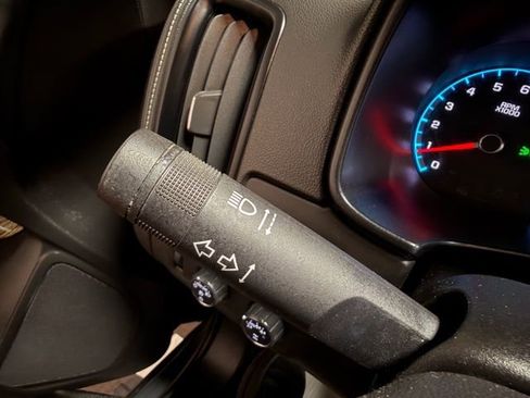 Used 2017 GMC Canyon Denali image 33