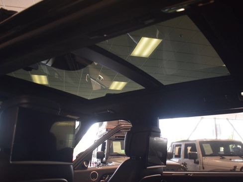 Used 2019 Land Rover Range Rover Long Wheelbase Autobiography image 70