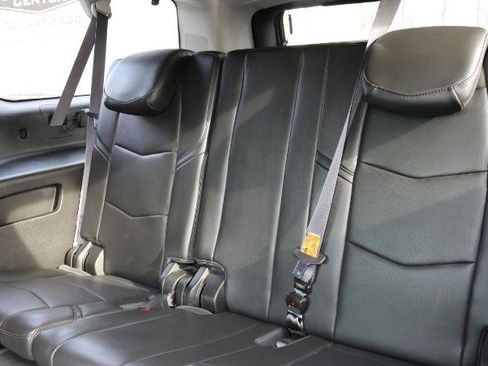 Used 2015 Cadillac Escalade ESV Premium image 19
