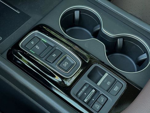 New 2025 Honda Pilot Elite image 23