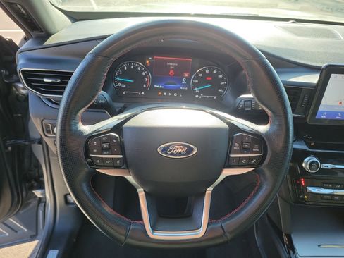 Used 2022 Ford Explorer ST-Line image 22