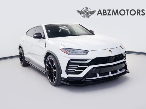 Used 2019 Lamborghini Urus AWD/4WD image 1