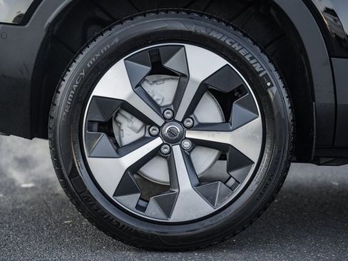 New 2026 Volvo XC40 B5 Plus w/ Protection Package Premier image 18