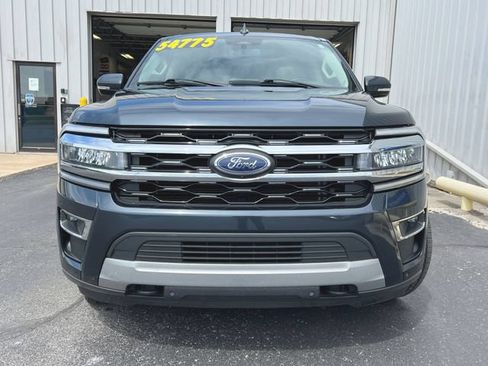 Used 2023 Ford Expedition Limited AWD/4WD image 4