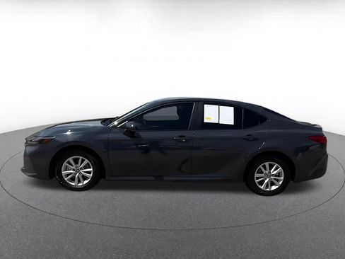 Used 2025 Toyota Camry LE FWD image 9