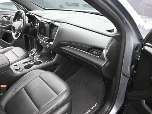 Certified 2023 Chevrolet Traverse LT image 19