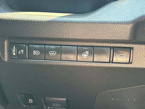 Used 2025 Toyota RAV4 XLE Premium w/ Weather Package AWD/4WD image 33