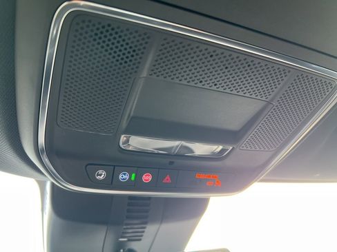 New 2026 Chevrolet Traverse High Country w/ LPO, Floor Liner Package image 22