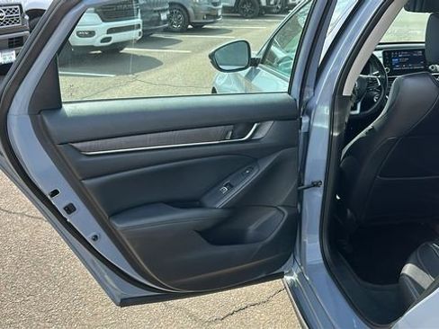 Used 2022 Honda Accord Touring image 20