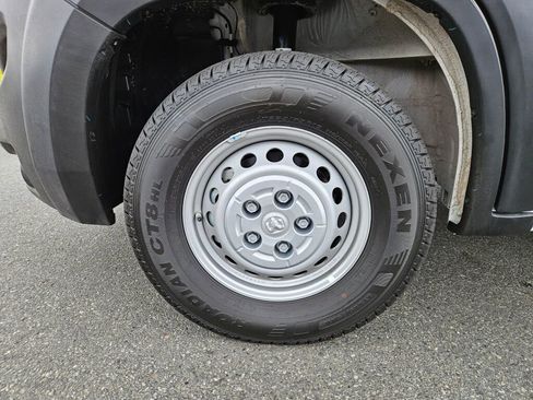 Used 2025 RAM ProMaster 2500 FWD image 9