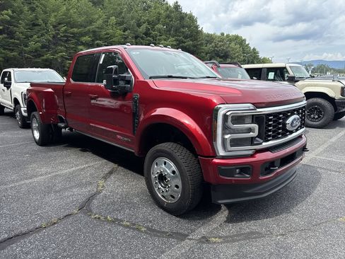 New 2026 Ford F450 Platinum AWD/4WD image 2