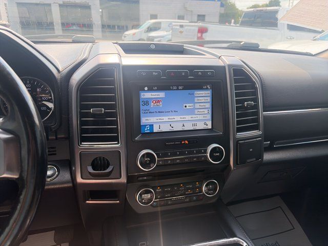 Used 2018 Ford Expedition Platinum AWD/4WD image 17