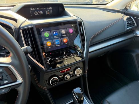 Used 2020 Subaru Crosstrek 2.0i Limited w/ Moonroof Package image 19