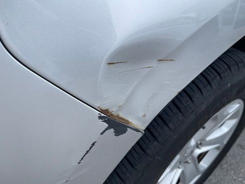 Used 2012 Ford Edge SEL FWD image 14