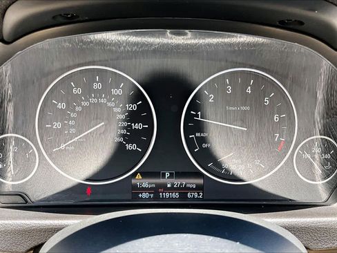 Used 2015 BMW 320i Sedan RWD image 29