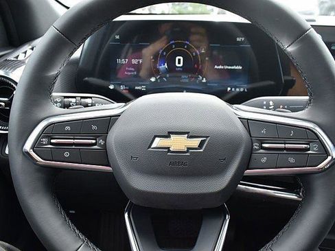 New 2026 Chevrolet Equinox LT w/ Convenience Package II image 10