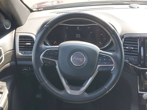 Used 2020 Jeep Grand Cherokee Altitude AWD/4WD image 14