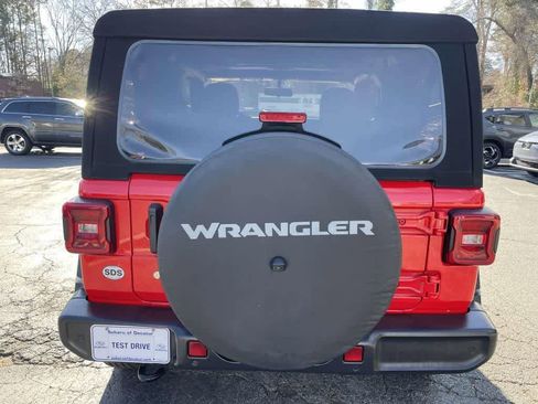 Used 2020 Jeep Wrangler Sport image 4