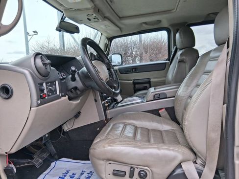 Used 2003 HUMMER H2 w/ Preferred Equipment Group AWD/4WD image 10