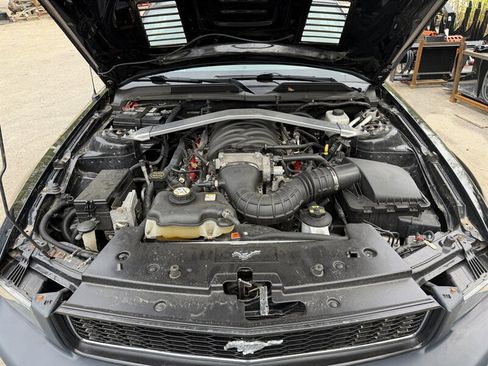 Used 2006 Ford Mustang GT RWD image 14
