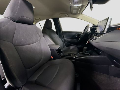 Used 2021 Toyota Corolla LE image 28