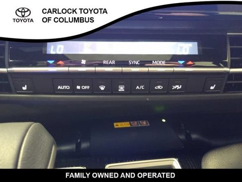 Used 2025 Toyota Sienna XSE w/ XSE Plus Package AWD/4WD image 28