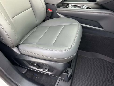 New 2026 Ford Explorer Active w/ Active Comfort Package image 14