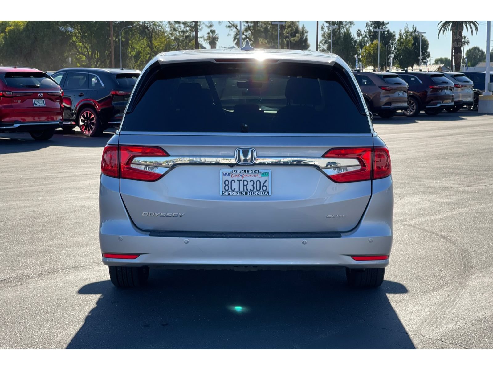 Used 2018 Honda Odyssey Elite image 4