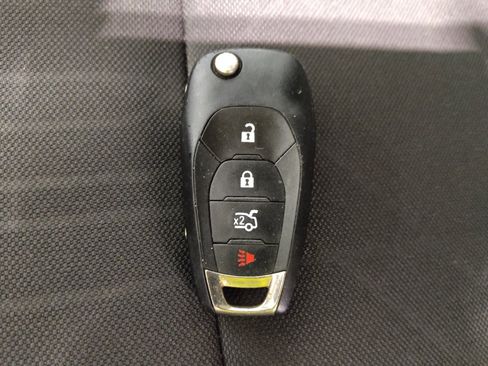 Used 2022 Chevrolet Trax LT w/ Sport Edition AWD/4WD image 32