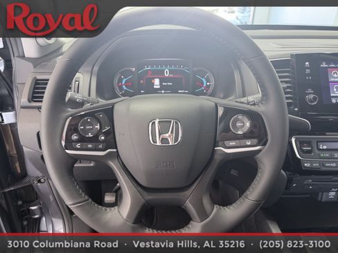 Used 2020 Honda Pilot Touring image 21