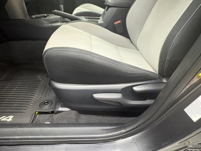 Used 2017 Toyota RAV4 XLE w/ All Weather Liner Package FWD image 17