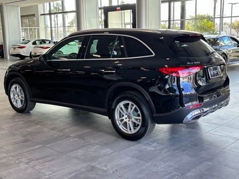 Certified 2025 Mercedes-Benz GLC 300 GLC 300 image 8