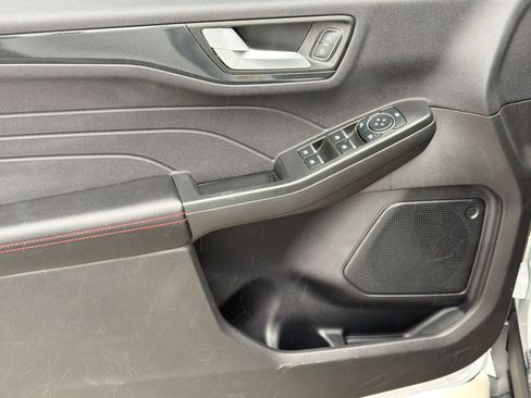 Used 2023 Ford Escape ST-Line w/ Tech Pack #1 FWD image 12