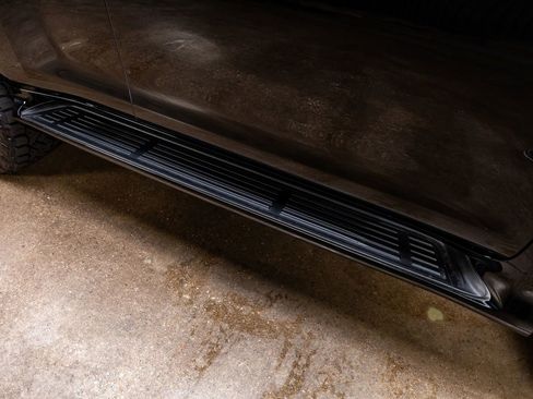 Used 2020 Lexus GX 460 Premium w/ Premium Package image 13