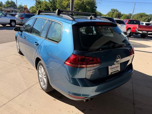 Used 2016 Volkswagen Golf S FWD image 5