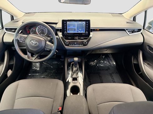 Used 2022 Toyota Corolla LE image 13