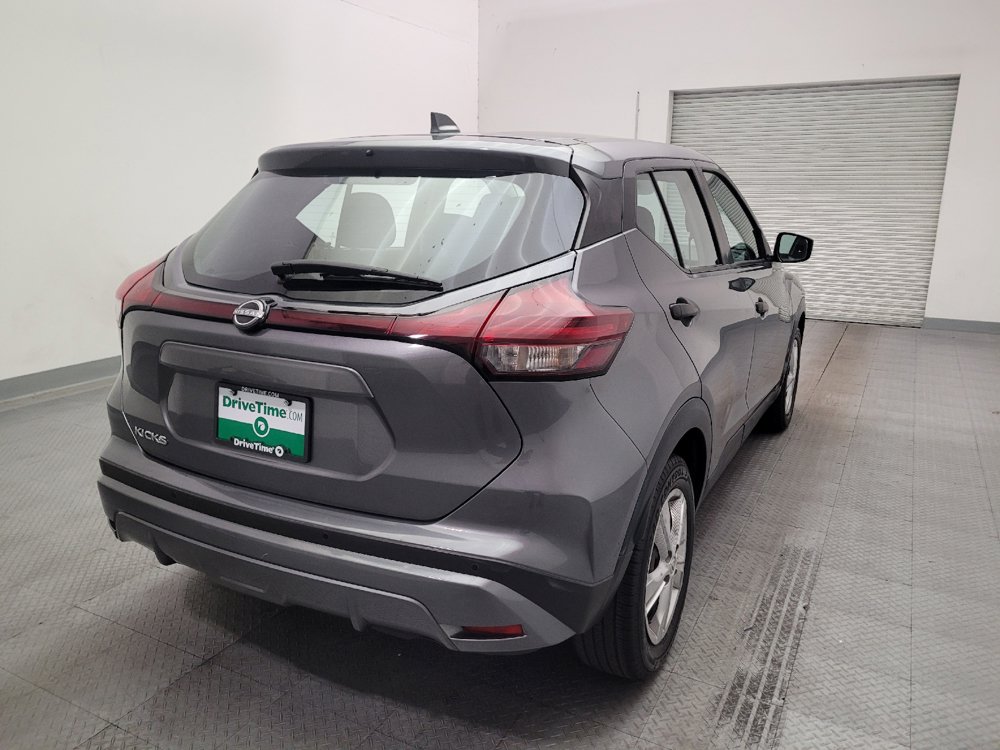 Used 2024 Nissan Kicks S FWD image 7