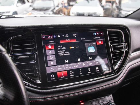 Used 2022 Dodge Durango R/T image 16